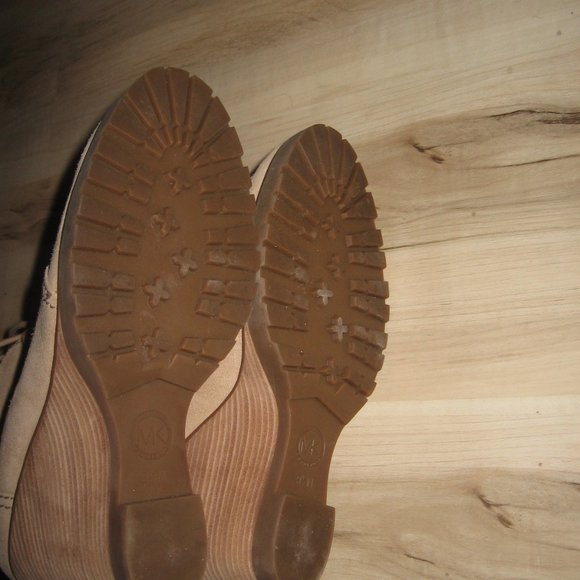 Michael Kors Wedge Boots - 9.5  M Tan Suede - Picture 4 of 7